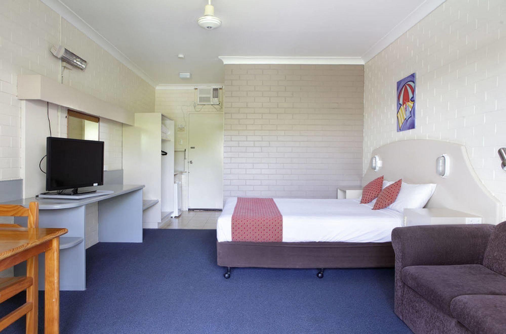 Mooloolaba Motel エクステリア 写真