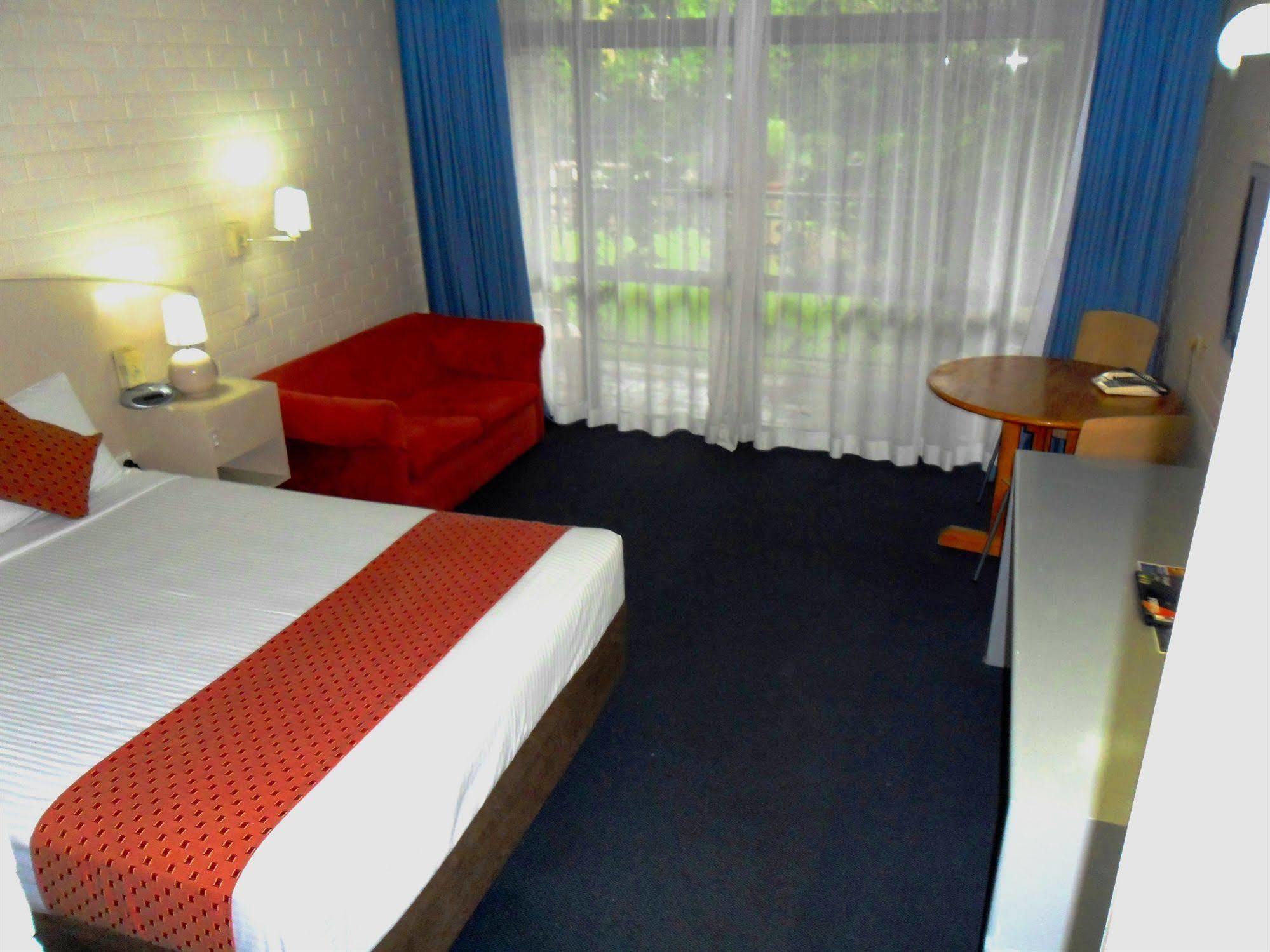 Mooloolaba Motel エクステリア 写真