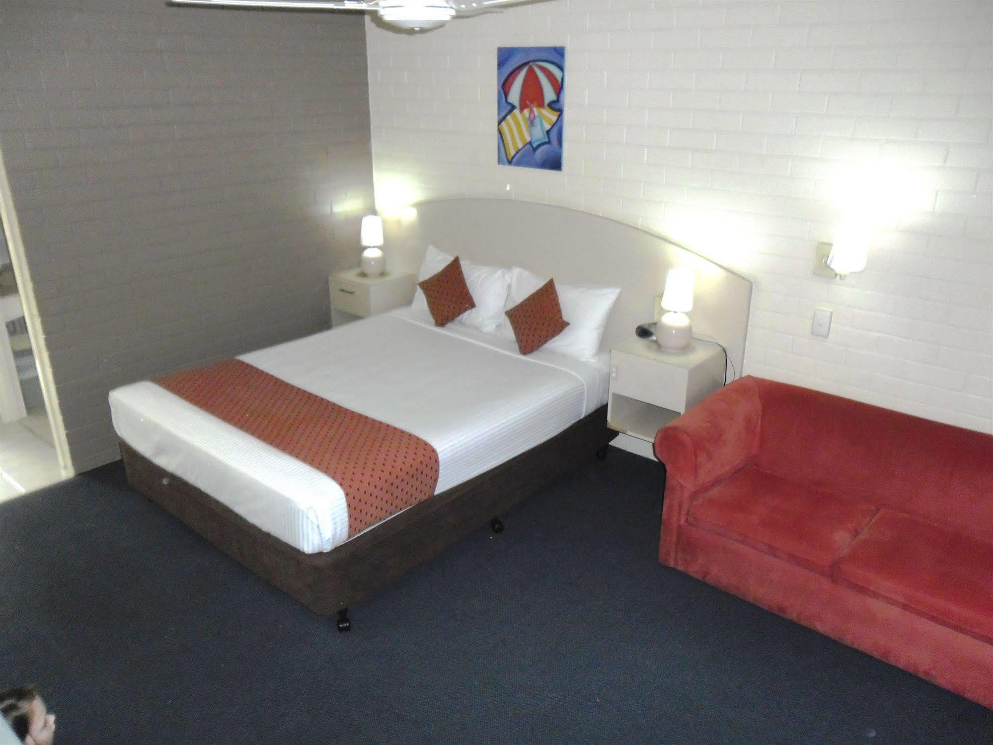 Mooloolaba Motel エクステリア 写真
