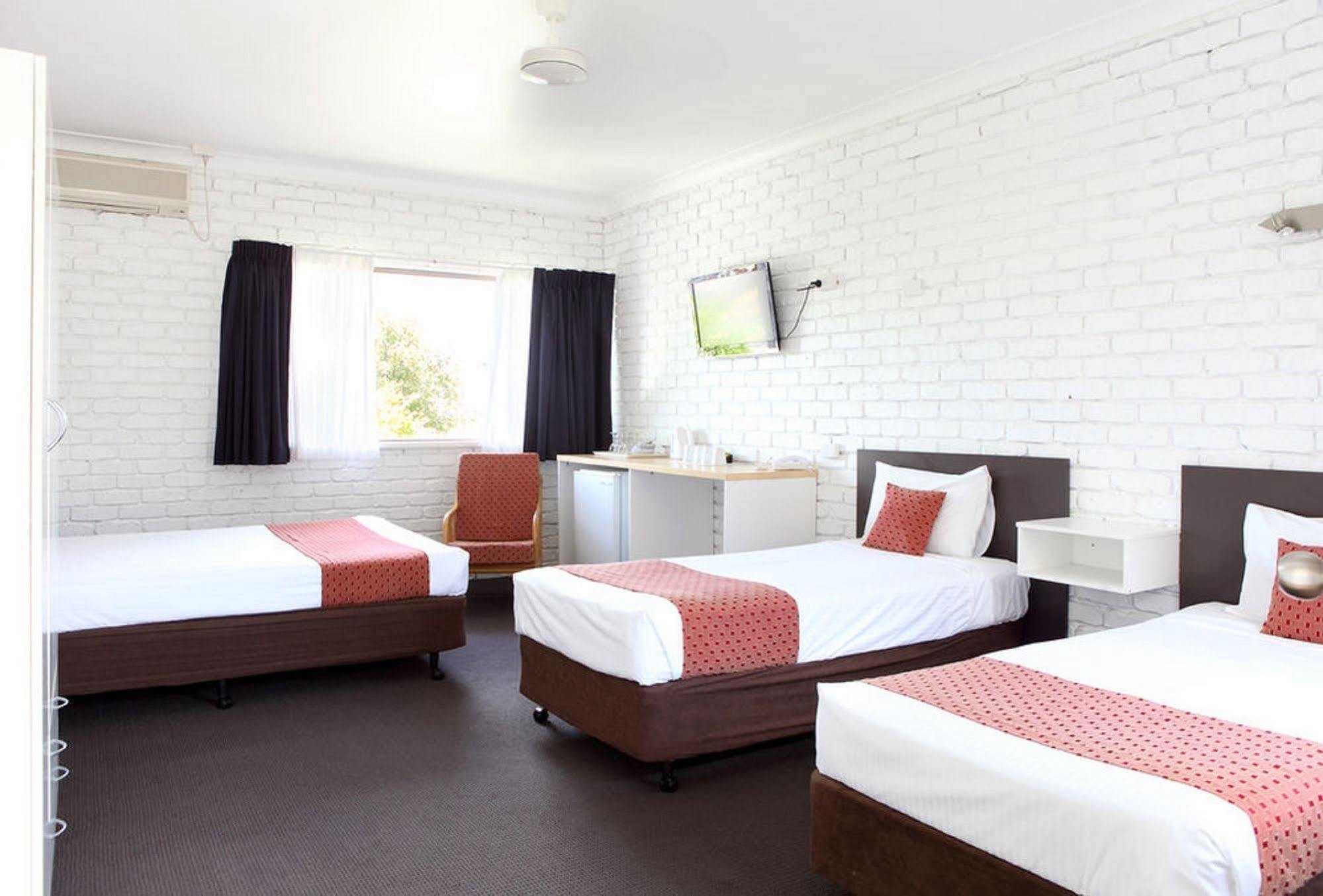 Mooloolaba Motel エクステリア 写真